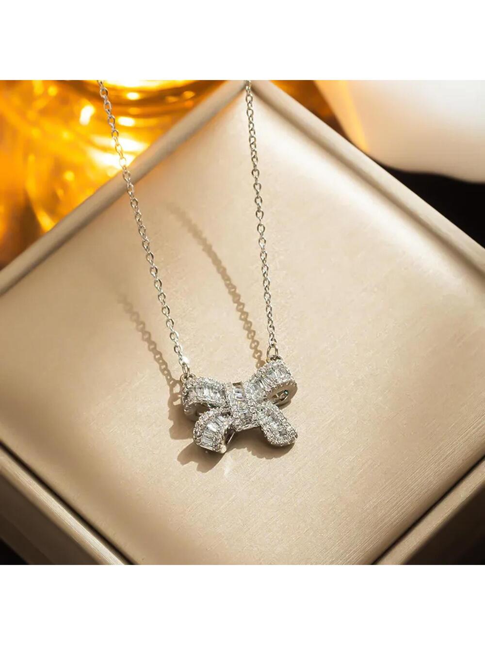Baguette bow - Necklace - Silver - CZs - 18"